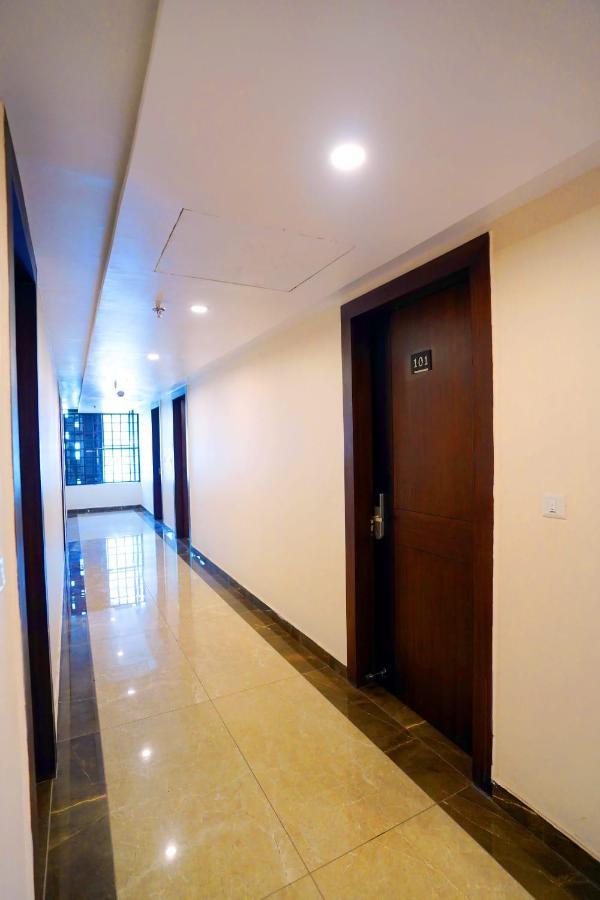 Hotel Amansara Lucknow Bagian luar foto
