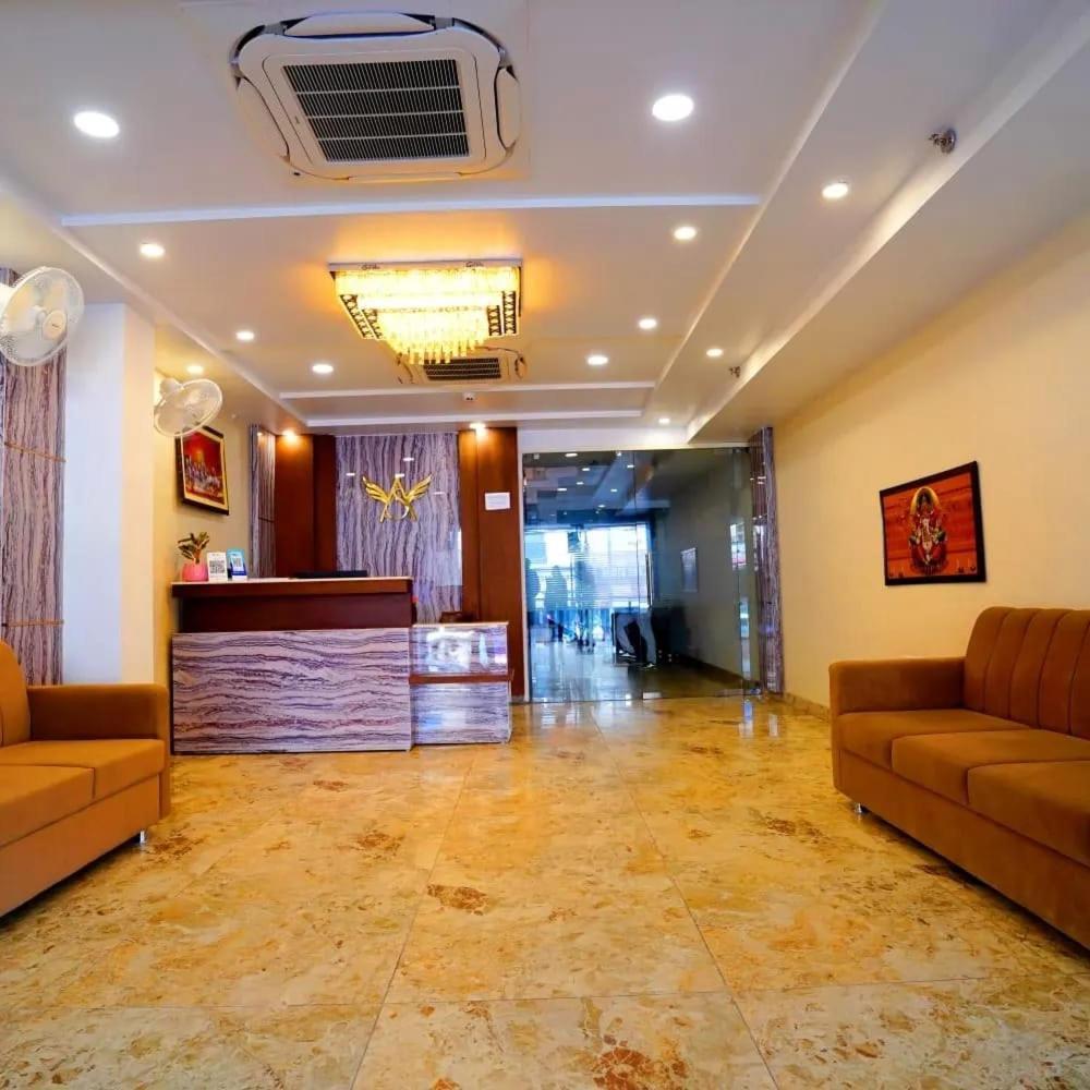 Hotel Amansara Lucknow Bagian luar foto