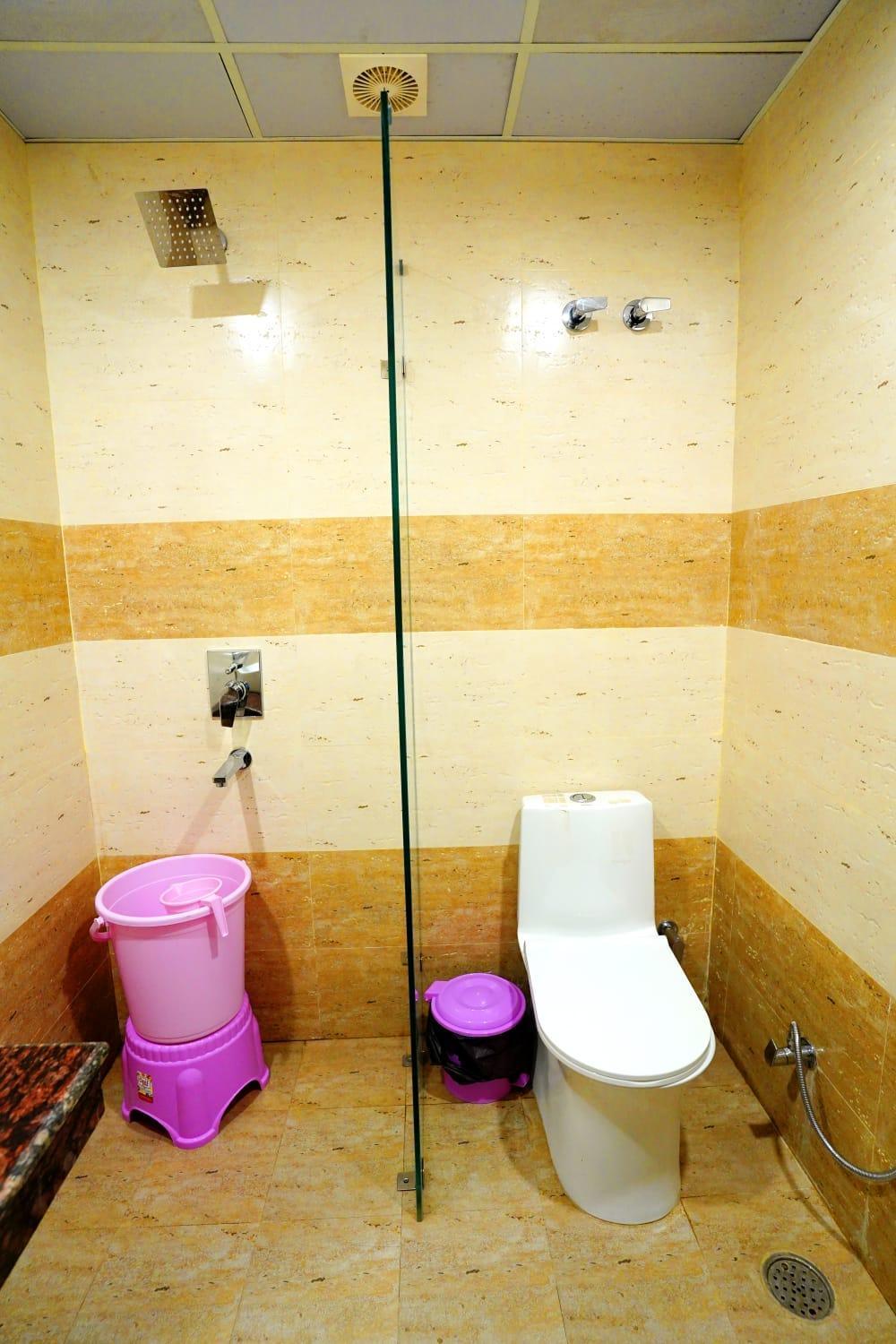 Hotel Amansara Lucknow Bagian luar foto
